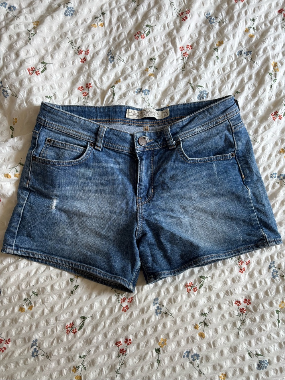 ZARA Raw Denim Shorts — Blue